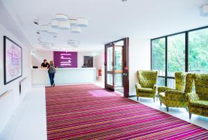 London Kensington Holland Park Hostel (8)